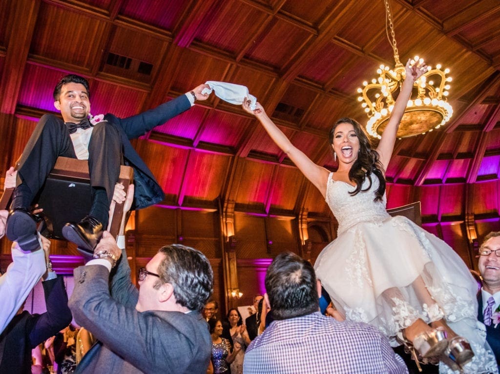 hora in the crown room