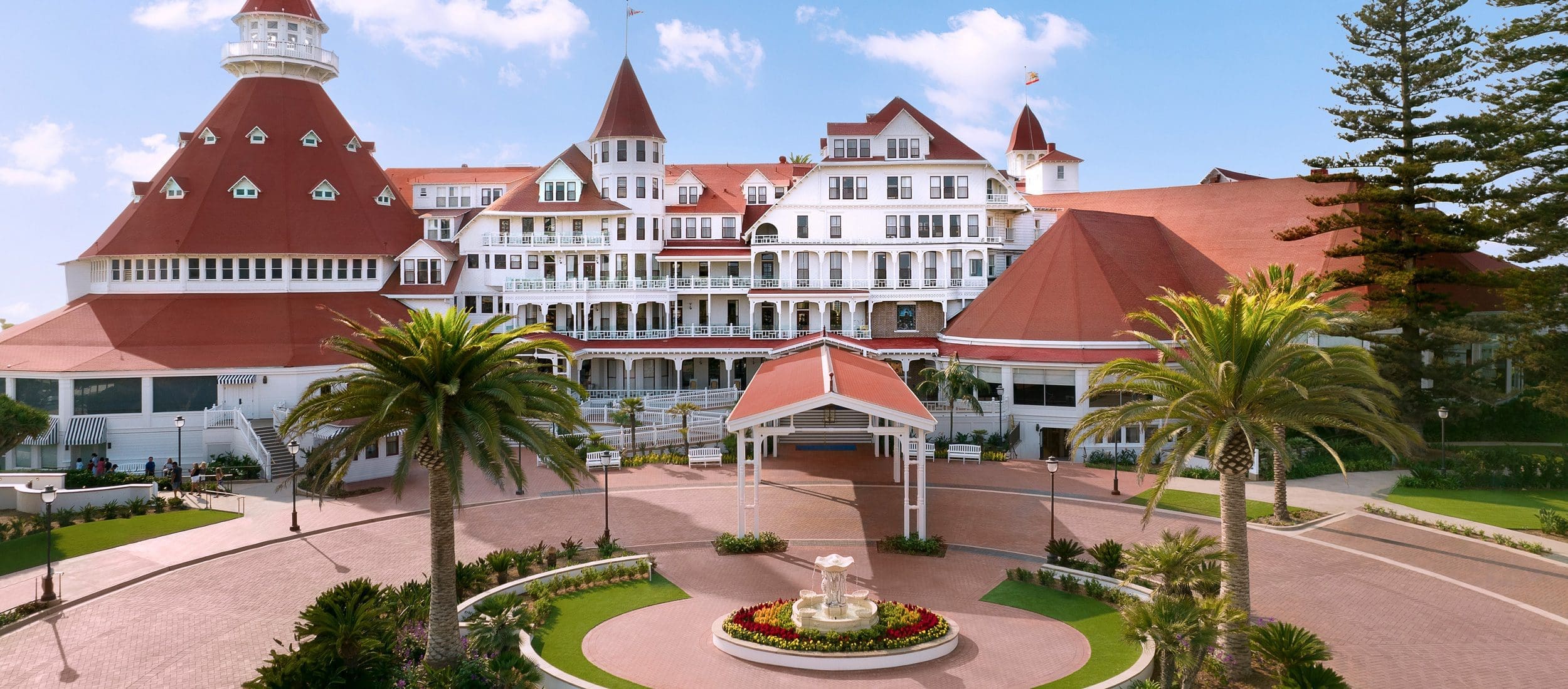 hotel del coronado front entry