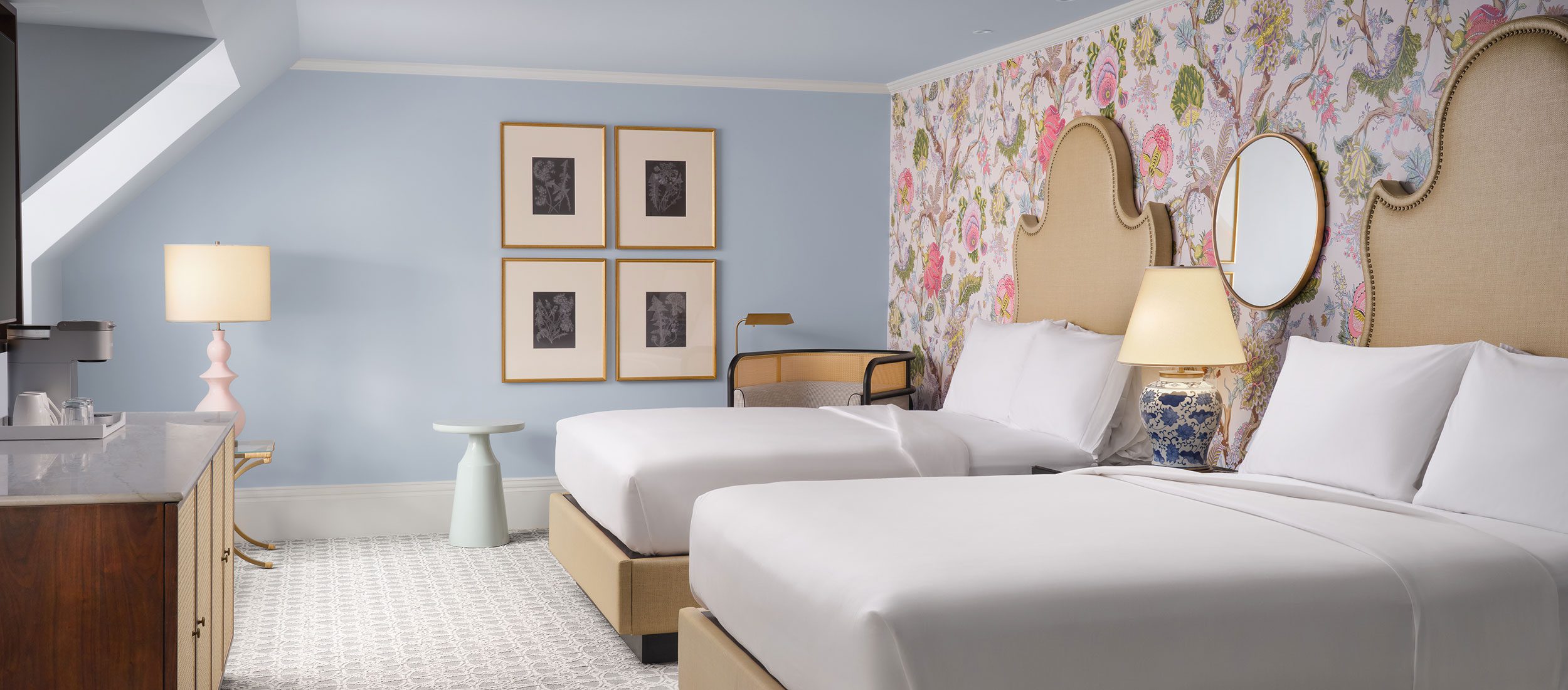 Victorian guest room with 2 queen beds