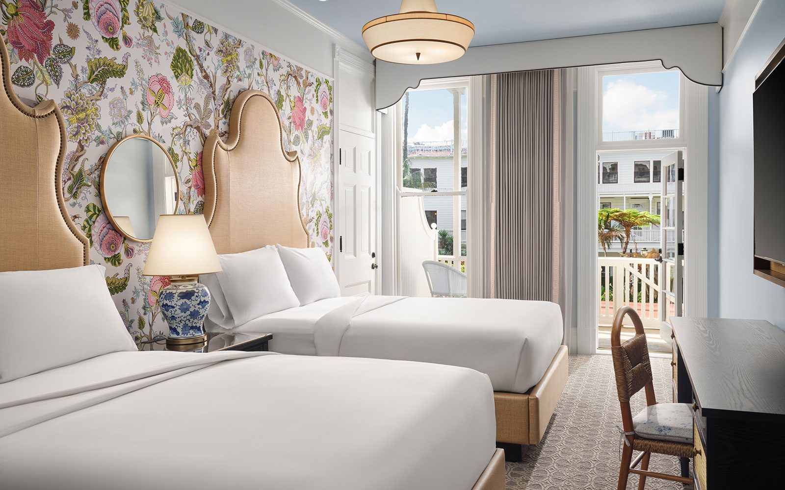 Victorian Courtyard View Balcony/Veranda