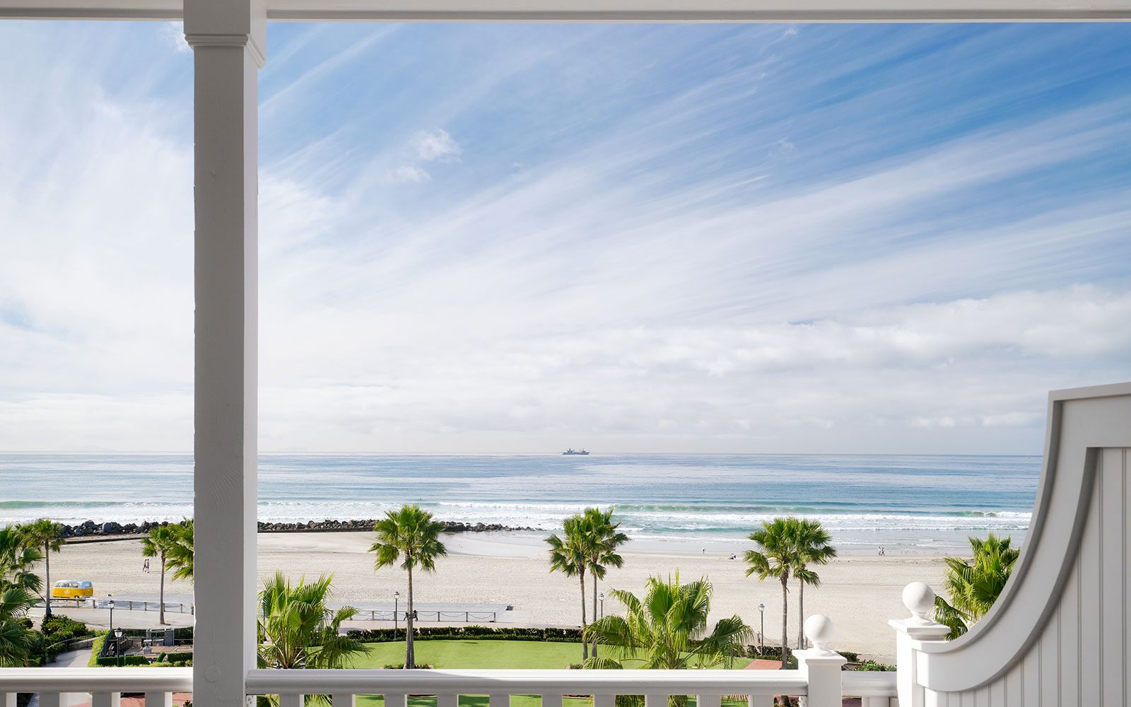 Victorian Oceanfront Balcony – Hearing Accessible